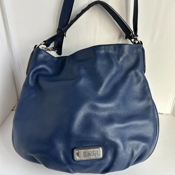 Chic Navy Hobo Bag - Picture 1 of 15
